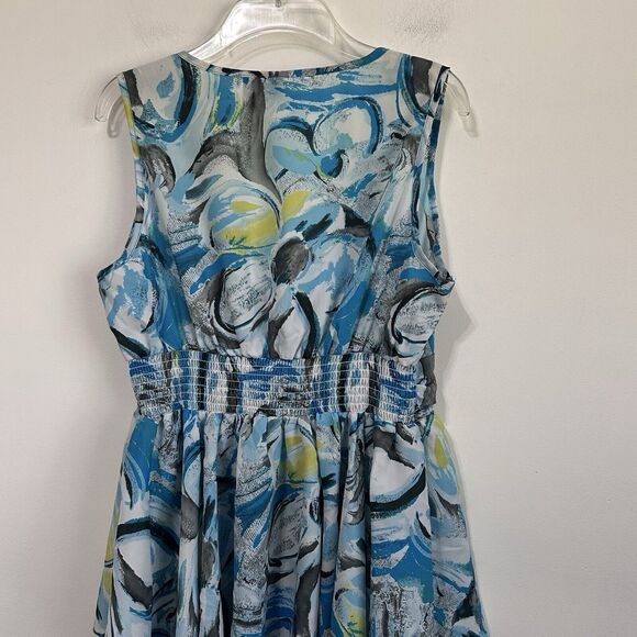 Sere‎ Nade Top L Sleeveless Smocked Waist Hanky Hem Summer Party Cocktail Blouse - Picture 8 of 11